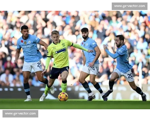 英超双雄竞逐里昂神锋！福法纳转会费或因降级缩水至 3000 万镑